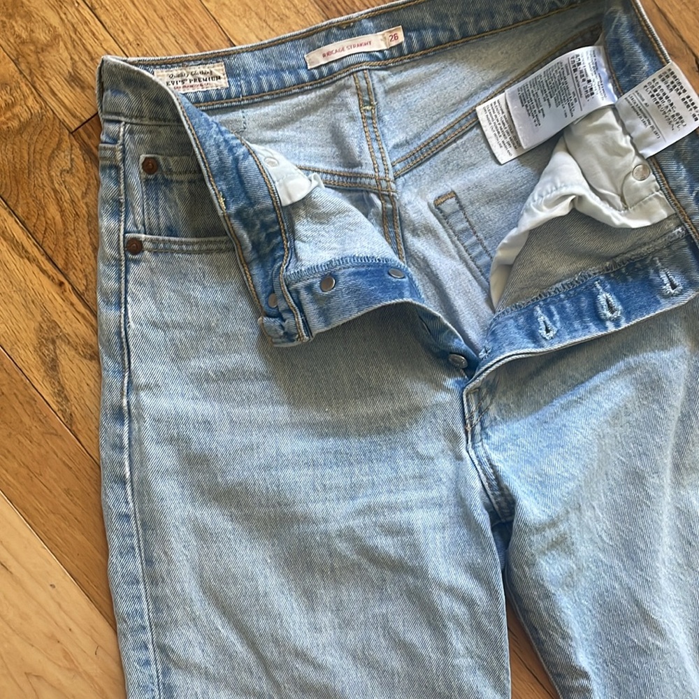Levi’s Ribcage Straight - Picture 4 of 7
